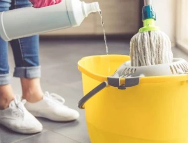 Πρωτοφανές: Η καθαρίστρια που καταδικάστηκε σε 10ετή φυλάκιση ήταν αντιμέτωπη με δις ισόβια!